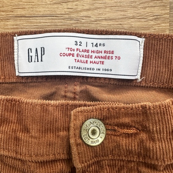 Gap 70’s Flare High Rise Brown Corduroy Pants Size 32 - Picture 4 of 10